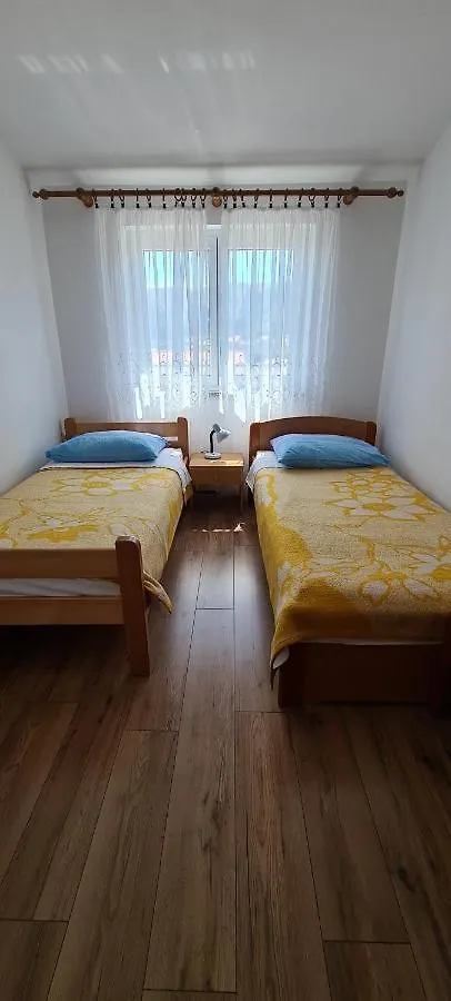באסקה Apartments Jele