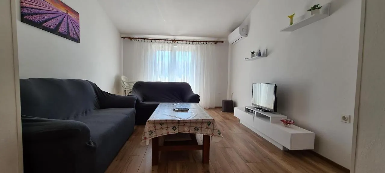 באסקה Apartments Jele