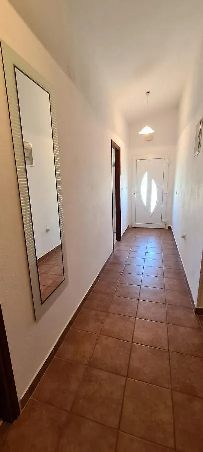באסקה Apartments Jele