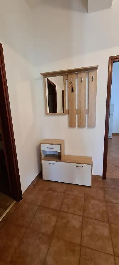 Apartments Jele Baska  0*, Baska (Krk)